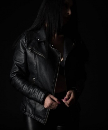 Я креативная девушка, способная осуществить самые страстные фантазии. Мои услуги включают классический секс, оральный секс, массаж и многое другое. Фото в моем профиле подтверждают мою красоту и формы.
Я самобытная особа, проведу время рядом с тобой в Москве полное наслаждение и взаимопонимание. Мои гости оставили множество положительных отзывов о нашем встрече. 💫
Добро пожаловать в мою уютную и безопасную обстановку. Буду рада приветствовать тебя рядом с собой в Москве. 💋 10145, 25 лет